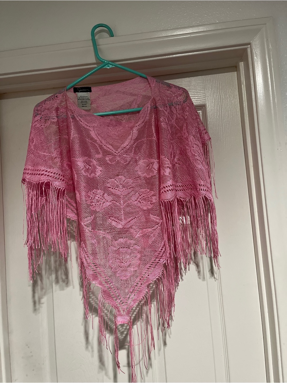 Women's Pink Crochet Fringe Shawl - Fashion Wrap